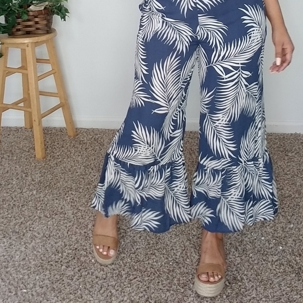 PALMTRESS BLUE PRINT TIE BACK JUMPSUIT - Picture 7 of 12